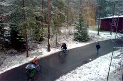 Snö utanför fönstret
